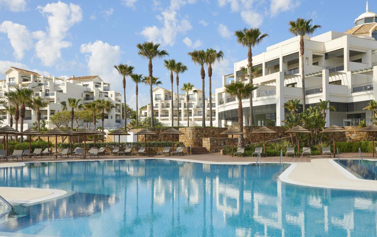 & Estepona