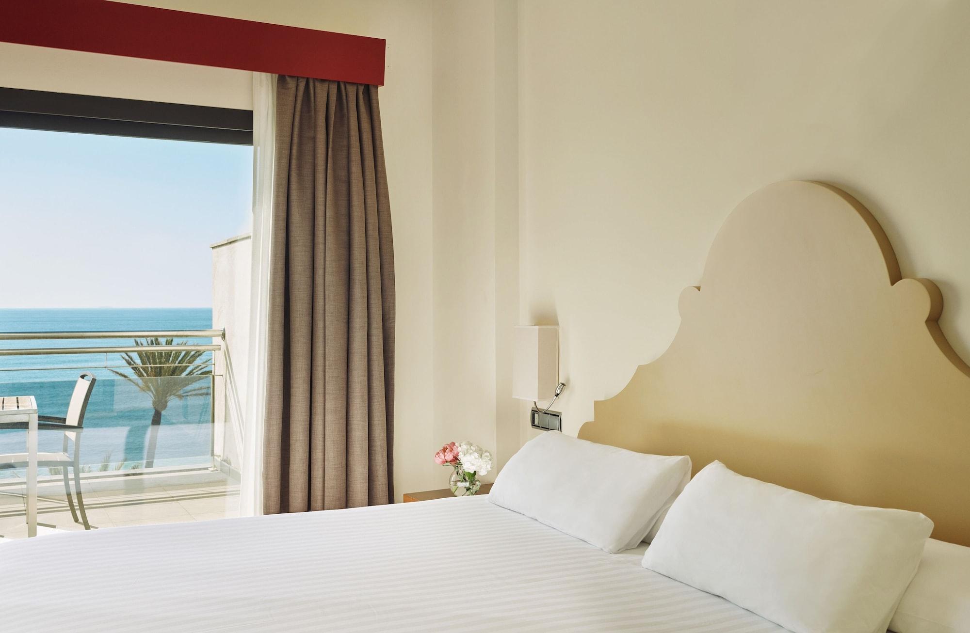 & Hotel Estepona
