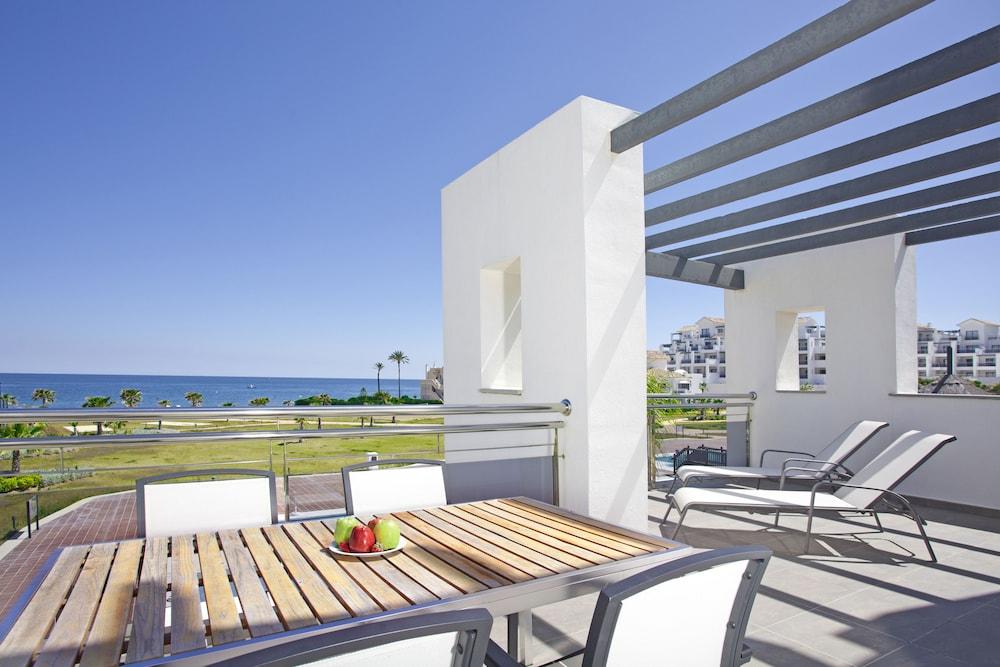 Hotel & Estepona
